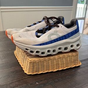 On Running Cloudtec Athletic Shoes - White and Blue